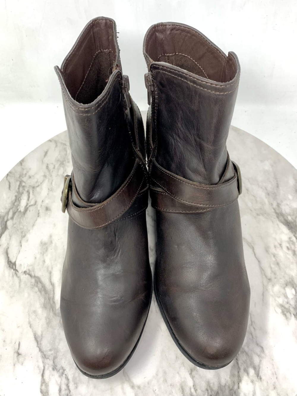 Me Too Zuri Dark Brown Leather Buckle Harness Ankle Booties 8 Bohemian Moto Chic - Picture 6 of 16